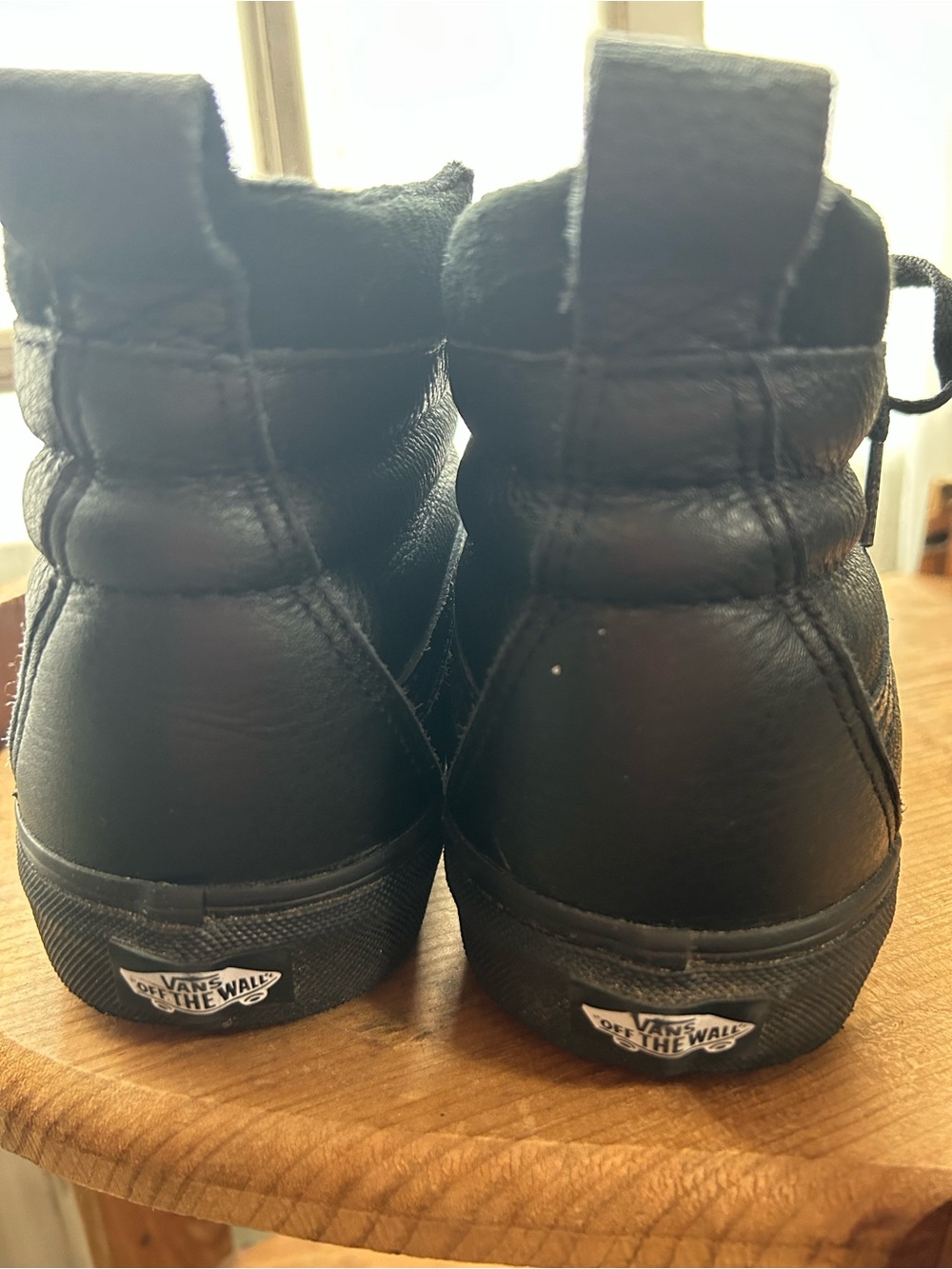 Vans Men's Sk8-Hi Leather High-Top Sneakers - Black men's 9 women's 10.5 Retro - Picture 5 of 12